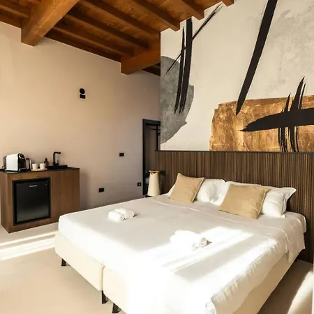 Suite Bachi Da Seta Boutique In Ello